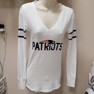 Victoria's Secret Pink NFL White New England Patriots Long Sleeve Tee